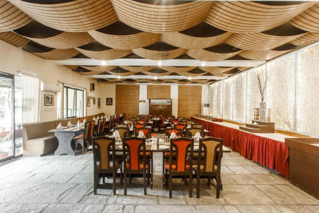 The Lakeside Retreat By Ime Hospitality Pvt Ltd Pokhara Dış mekan fotoğraf